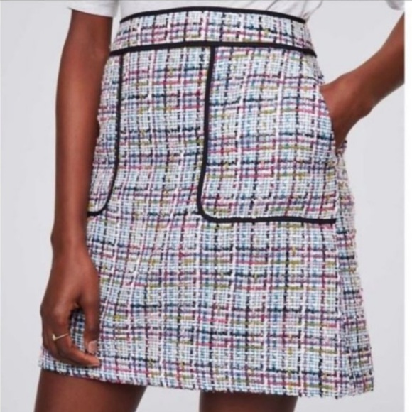 LOFT Dresses & Skirts - 😊 LOFT multicolor tweet mini skirt